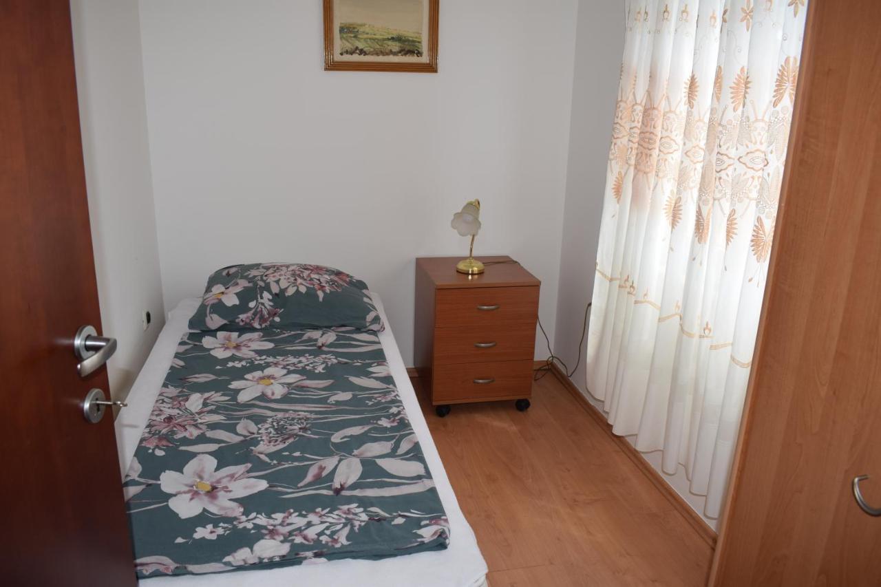 Esperanza Apartment Pula Extérieur photo