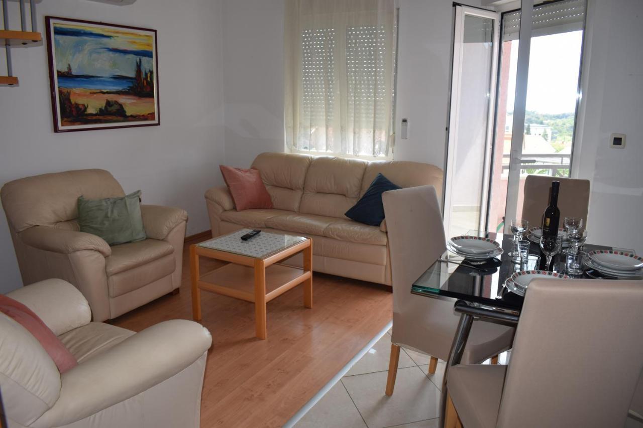 Esperanza Apartment Pula Extérieur photo